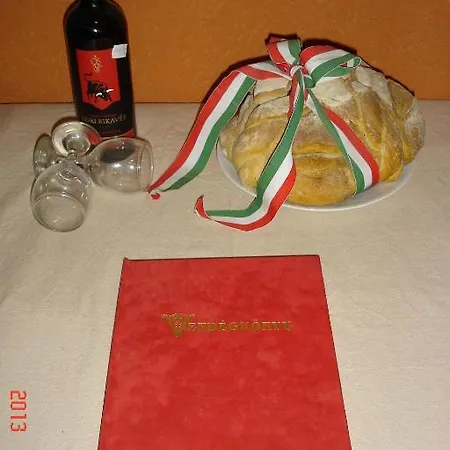 Kilato Vendeghaz Es Etterem Penzion Galyatető
