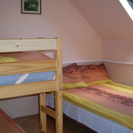 Kilato Vendeghaz Es Etterem Galyatető